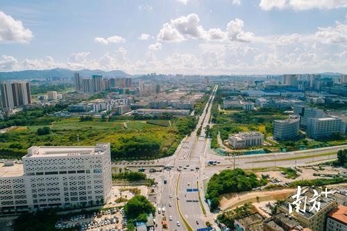 大亚湾：建设一流开发区打造融深桥头堡